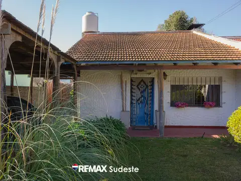 Casa en Venta con 1 cochera