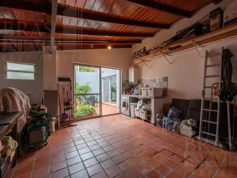 Casa en Venta con 1 cochera
