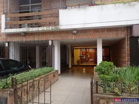 Departamento en alquiler c/ cochera en San Isidro Central