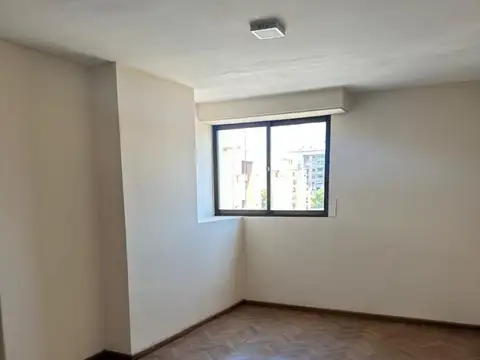 Departamento 6 ambientes con 3 baños