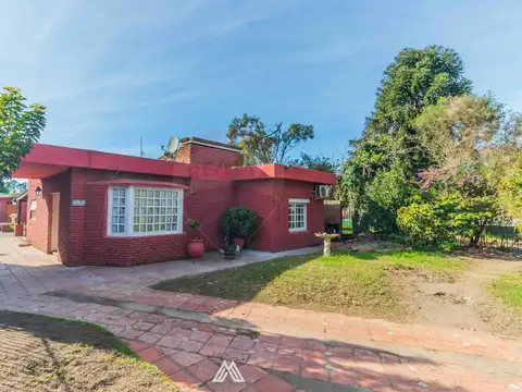 Venta casa, Lagomar Sur, 2 dorm, más cabaña