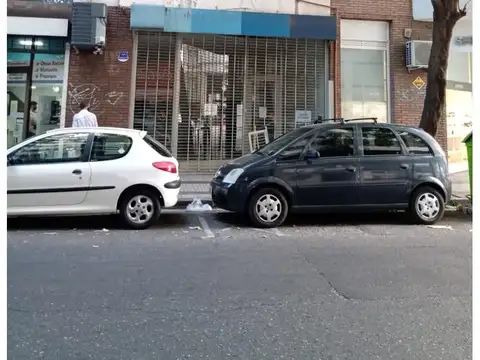Gran local comercial en pleno centro