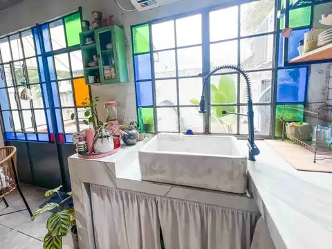 Depto Tipo Casa 4 ambientes con 2 baños