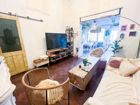 Depto Tipo Casa en Venta 50 años