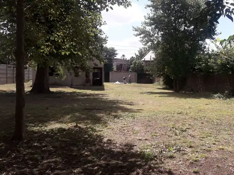 Terreno en Venta en Castelar, USD 150.000