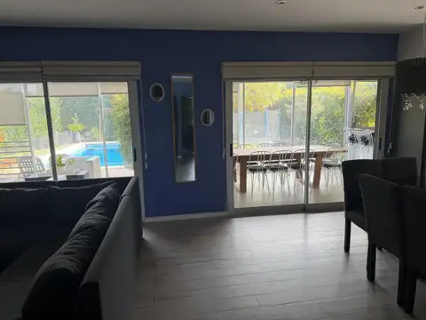 CASA EN DOS PLANTAS EN VENTA EN BARRIO EL CANTON ISLAS - LIBERTAD al 300