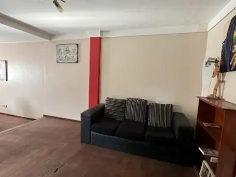 VENTA CASA 4 AMBIENTES CON QUINCHO Y PISCINA