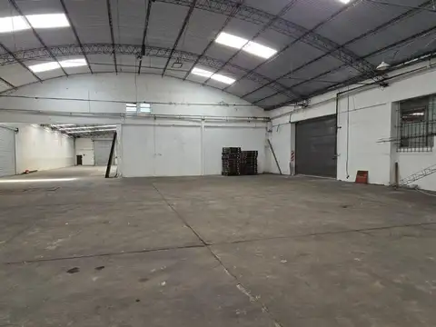 Galpon en Alquiler en Barrio 9 De Julio, $ 4.600.000