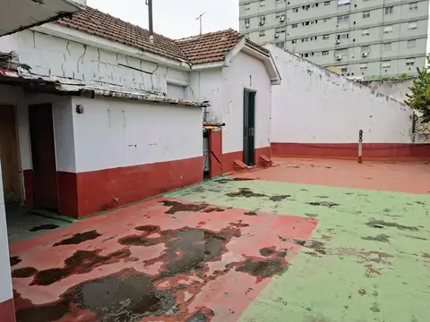 Depto Tipo Casa en Venta 60 años