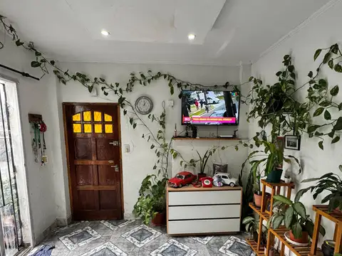 Depto Tipo Casa en Venta de 4 ambientes