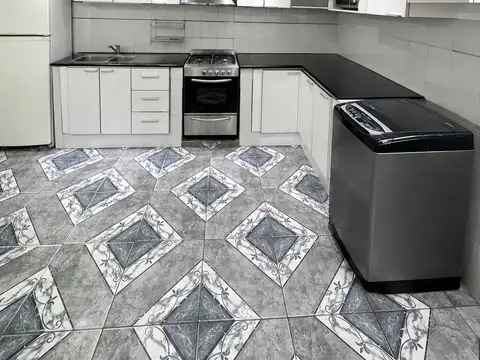 Depto Tipo Casa 4 ambientes con 2 baños