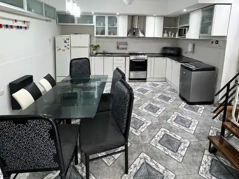 Depto Tipo Casa en Venta en Ramos Mejía, USD 70.000