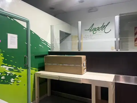 saavedra 42 , Piso 0