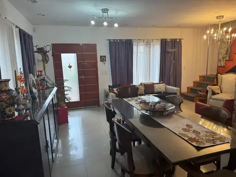 Casa en Venta en Castelar Norte, USD 230.000
