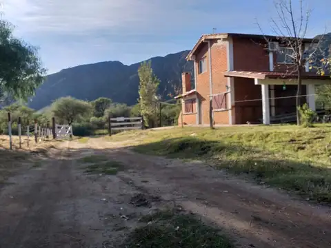 VENTA/ PERMUTA casa 3 amb Barrio Cerrado SIN expensas