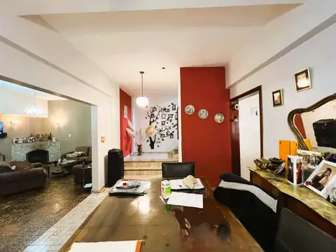 Depto Tipo Casa en Venta en Ramos Mejía Sur, USD 130.000