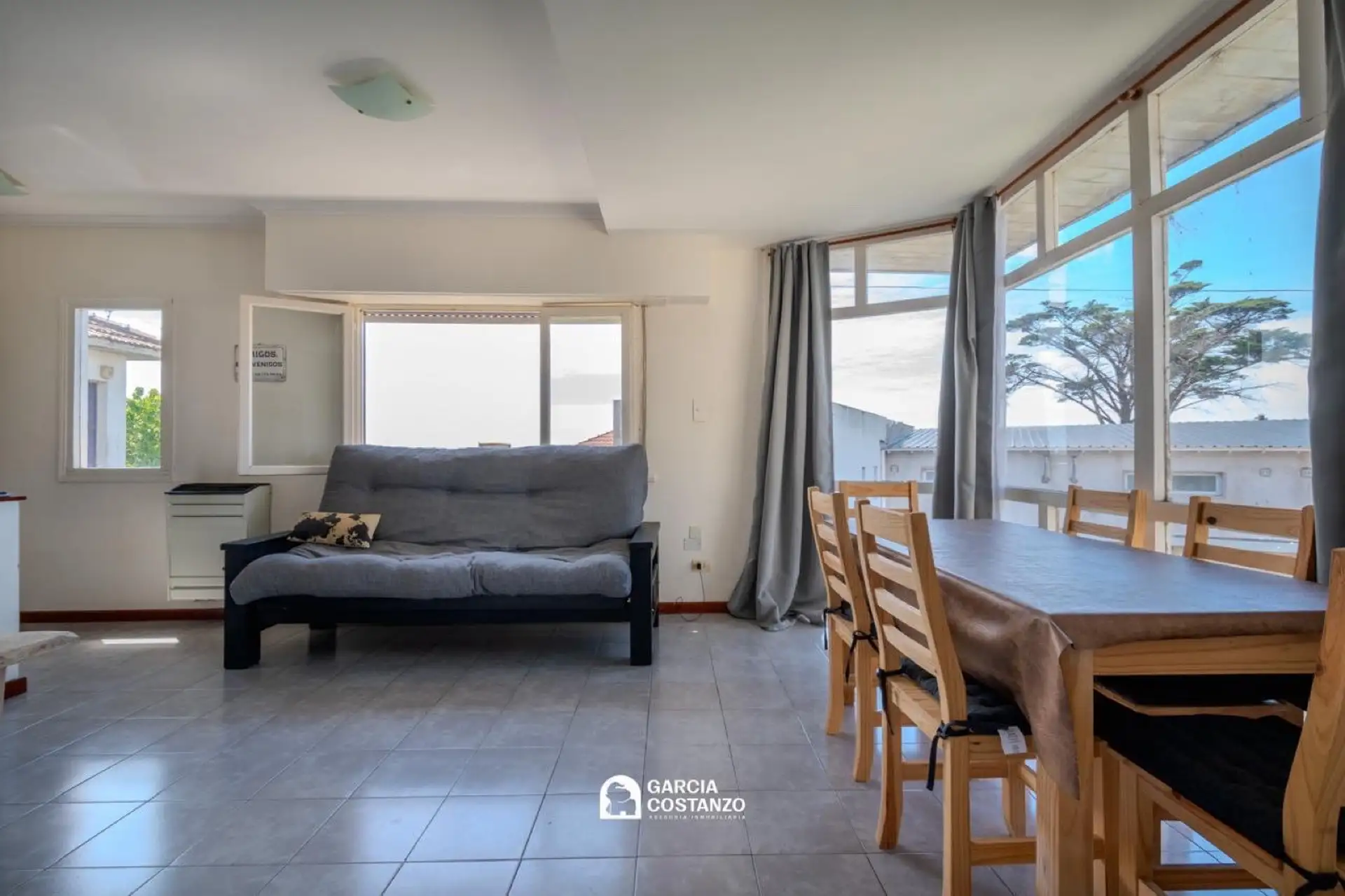 PH 2 amb con 1 dormitorio y patio — Mar del Plata