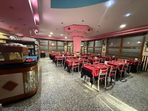 IMPORTANTE Y RECONOCIDO RESTAURANTE