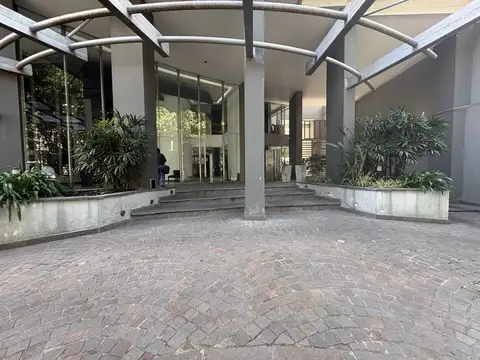 COLOMBRES 500, Piso 9