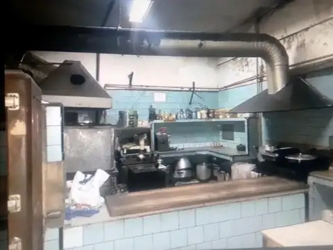 EX CANTINA SPADAVECCHIA  EN VENTA -