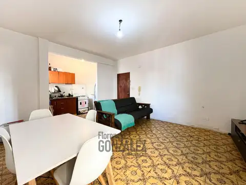 ROSALES, AV. 700, Piso 2