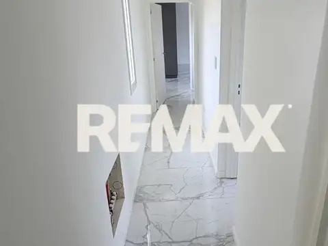 Casa en Alquiler con 1 cochera