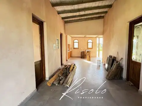 Casa 5 ambientes con 3 baños