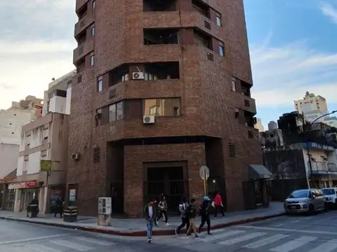 Alberdi - Dean Funes 800 - Piso 10