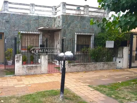 Casa - Venta - Argentina, Merlo - ESPAÑA 600