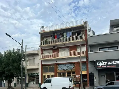 Depto. En Venta 3 Ambientes S/avenida