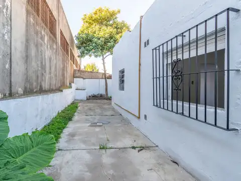 Depto Tipo Casa en Venta 40 años