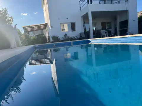 Casa en Venta en La Cañada - Los Arces, USD 210.000