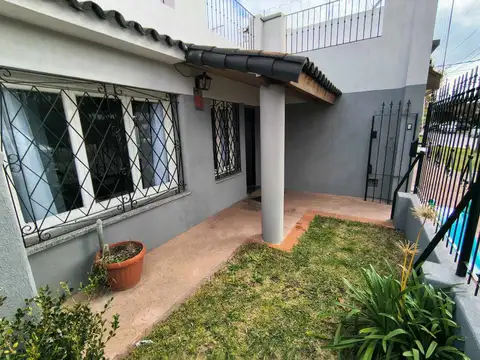 Almirante Brown 1400