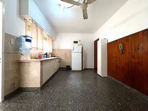 116 e/ 38 y 39 300