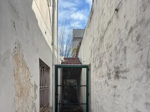 Terreno en Venta 8  mts Fondo