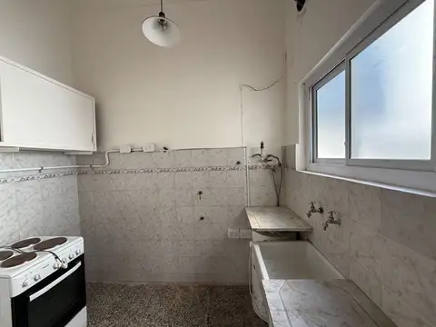 Depto Tipo Casa 2 ambientes con 1 baño