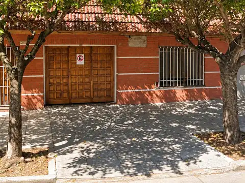 LOTE PROPIO CON 2 UNIDADES FUNCIONALES 