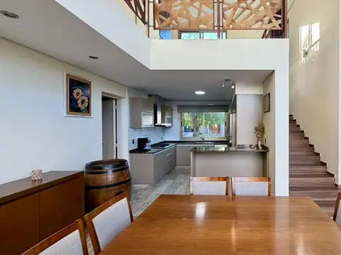Casa en Venta en Godoy Cruz, USD 259.000