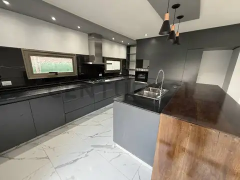 Venta Casa a Estrenar en Barrio Las Cortaderas Country 2  Guaymallén