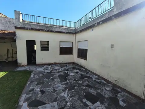Casa en venta 4 ambientes