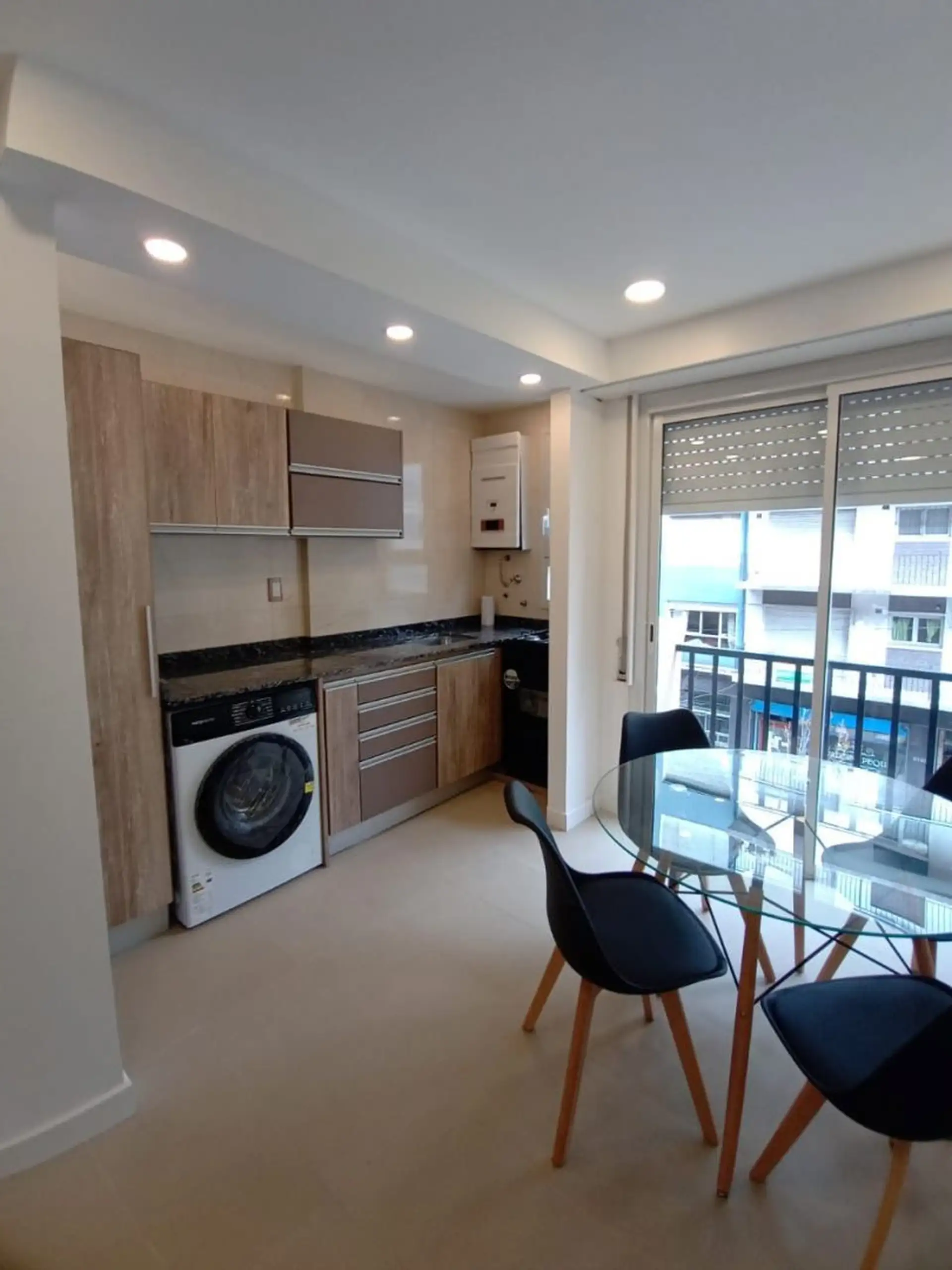 VENTA Departamento 1 AMBIENTE a la calle en Plaza Colón