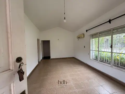 Venta de Casa en Marqués de Sobremonte 4 dormitorios Apto crédito Ideal vivienda o geriátrico