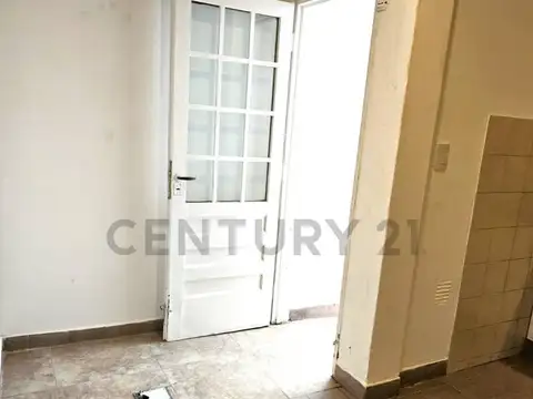 Luis Maria Campos 200, Piso 0