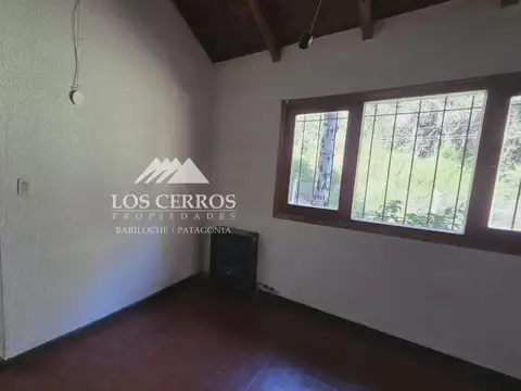 Casa 2 ambientes con 1 baño