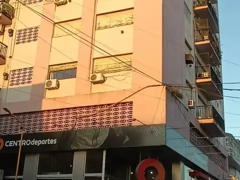 Departamento 4 ambientes con 3 baños