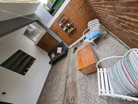 Depto Tipo Casa en Alquiler de 2 dormitorios