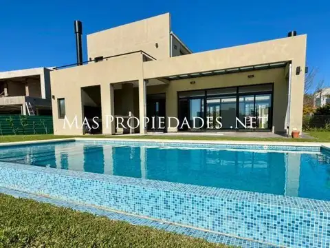 Venta Departamento con cochera en Bambú Relax 2 Dormitorios Canning 100
