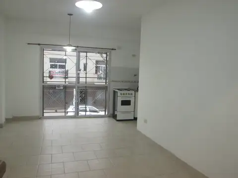 José Pascual Tamborini 6000, Piso 1°