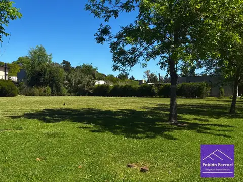 Venta lote terreno interno Barrio Náutico El Cazal Escobar