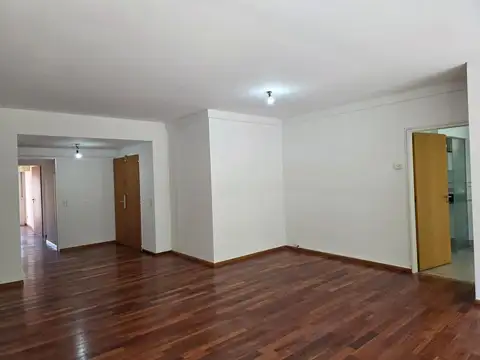 Departamento 4 ambientes con 3 baños